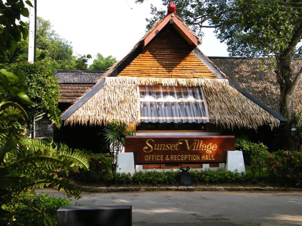 The Sunset Village -Sha Plus Certified Nacsomtien Kültér fotó
